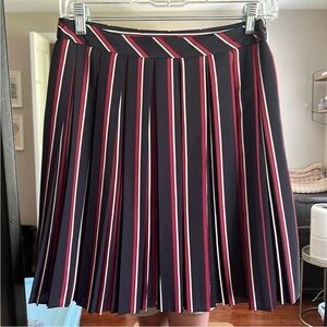 ✨ BANANA REPUBLIC Pleated Stripe Skirt – Size 0 – NWT ✨